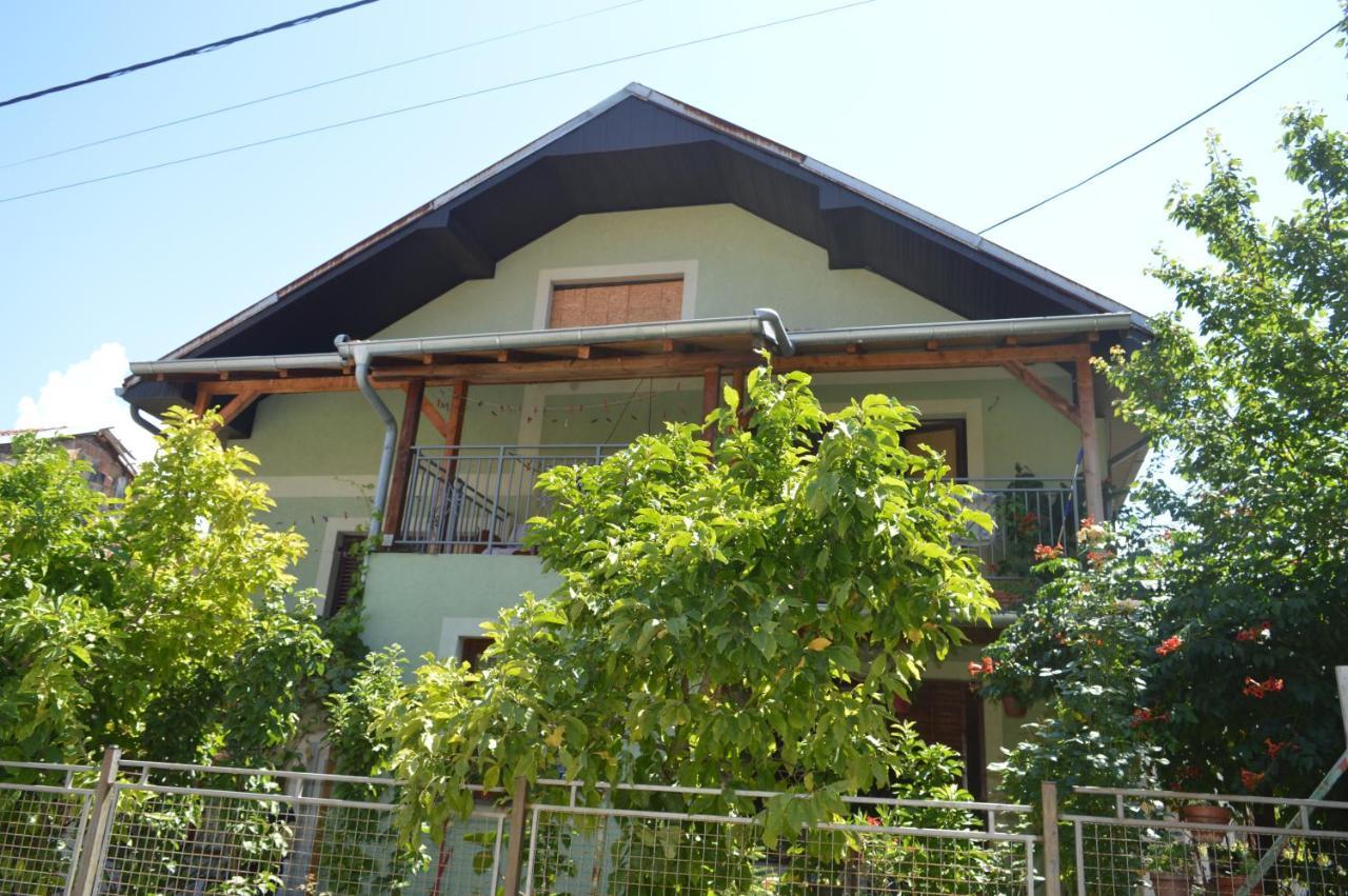 Apartman Km Dordevic Soko Banja Exterior foto